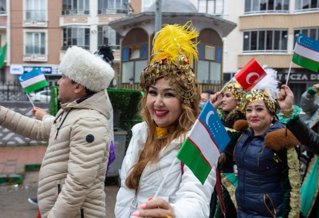 bursa-nevruz-atesiyle-isiniyor